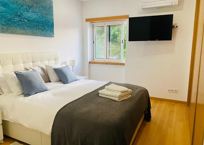 公寓 Cozy 3 Bed 2 Bath 卡斯凯什