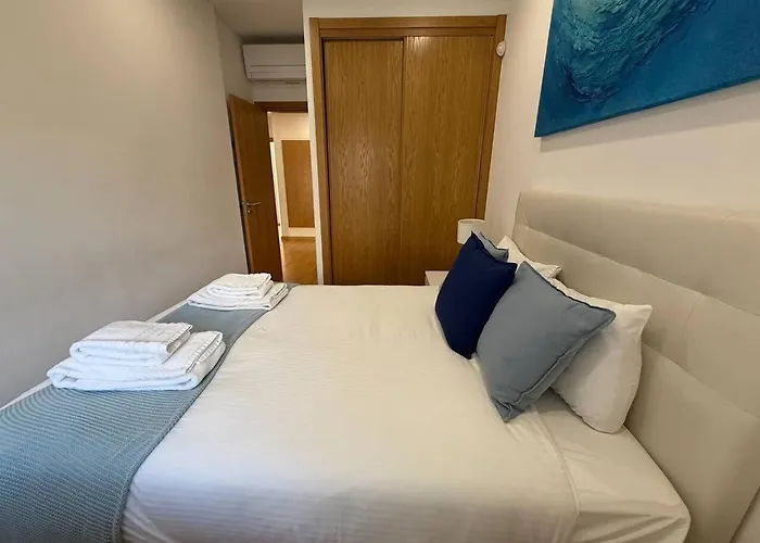 公寓 Cozy 3 Bed 2 Bath 卡斯凯什