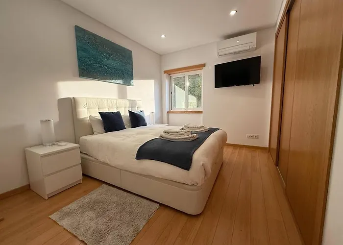 Cozy 3 Bed 2 Bath