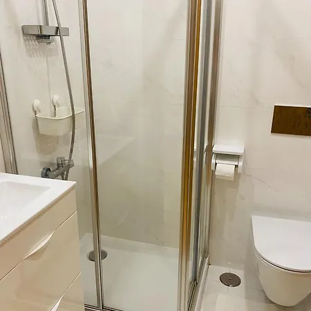 Cozy 3 Bed 2 Bath קסקאיס